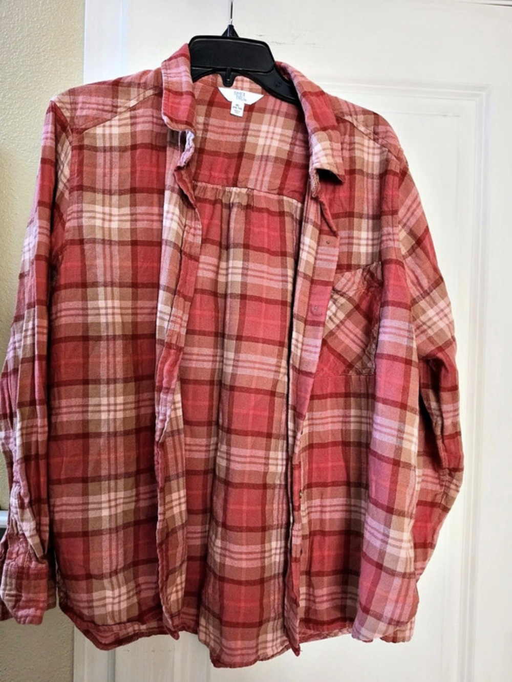 Time and Tru Plaid Embroidered Button-Down Shirt Size XL NWT